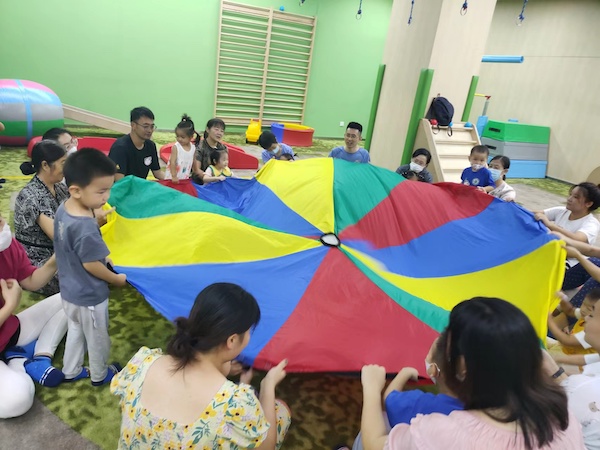 美吉姆煙臺(tái)寶龍中心：繪本之旅